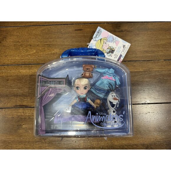 Disney Animator's Collection Elsa Mini Doll Play Set - Picture 4 of 7
